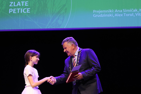 ZLATE PETICE 09 FOTO LJUBO VUKELIČ